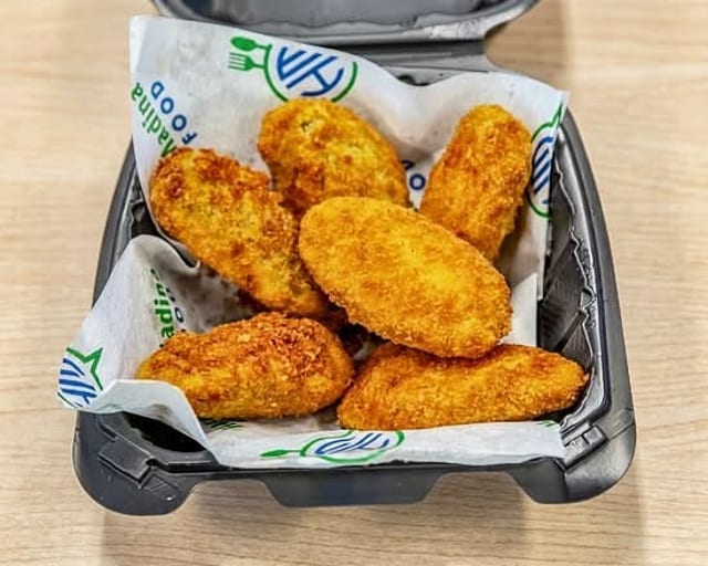 Jalapeno Poppers (6pc).