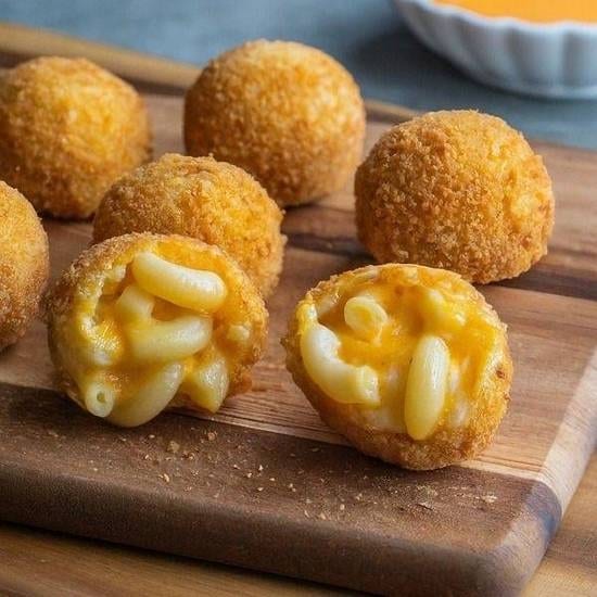 Mac & Cheese Bites (6pc).